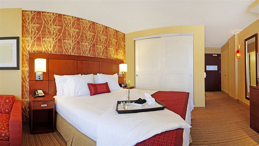 Hotel Courtyard By Marriott Bethesda Chevy Chase Esterno foto